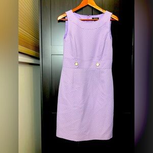 Tahari ASL Purple Lilac Lavender Sheath Dress White Weave Size 6 Scoop Neck